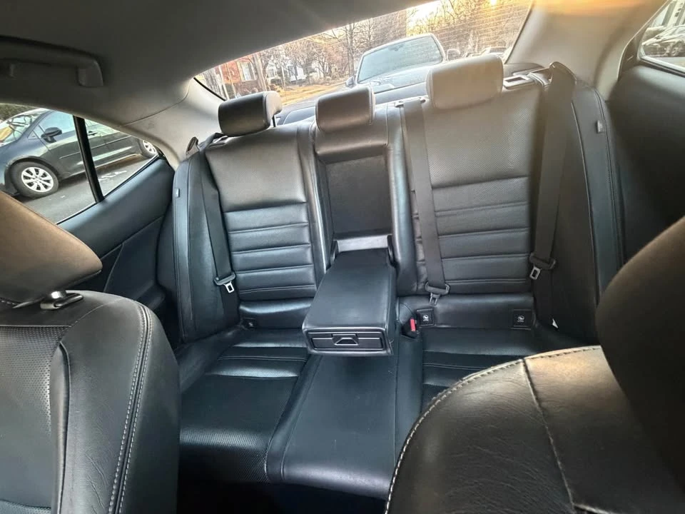 2014 Lexus IS 3rd Gen - Image 10 of 11