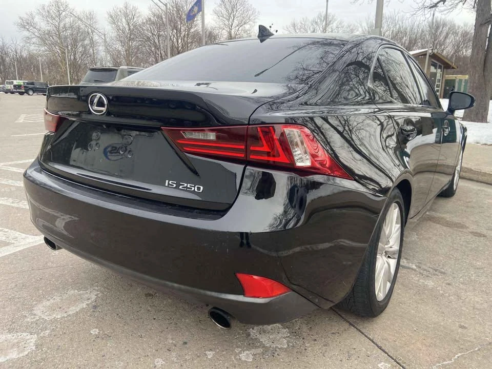 2014 Lexus IS 3rd Gen - Image 5 of 18