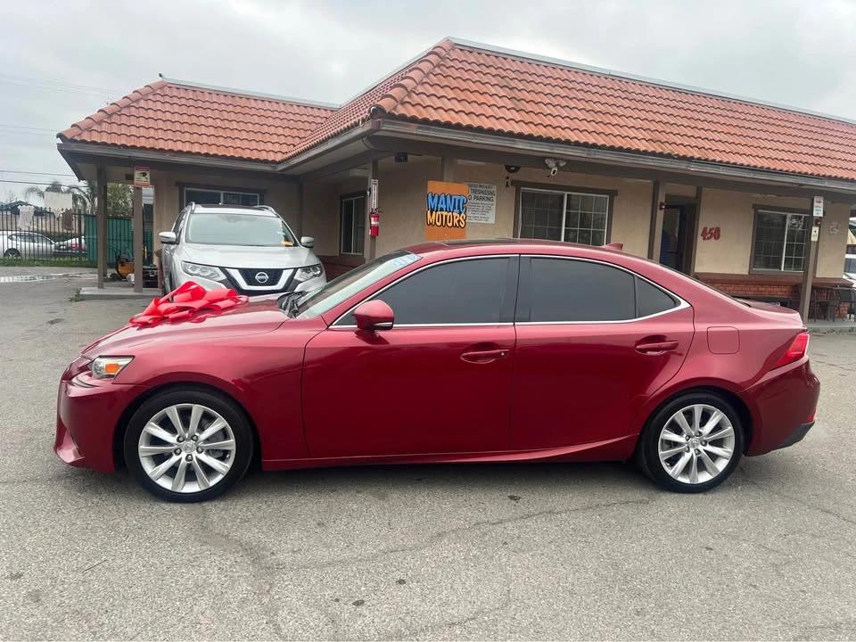 2014 Lexus IS 3rd Gen - Image 6 of 18