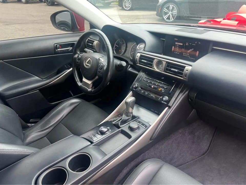 2014 Lexus IS 3rd Gen - Image 14 of 18