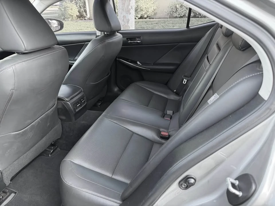 2014 Lexus IS 3rd Gen - Image 10 of 11