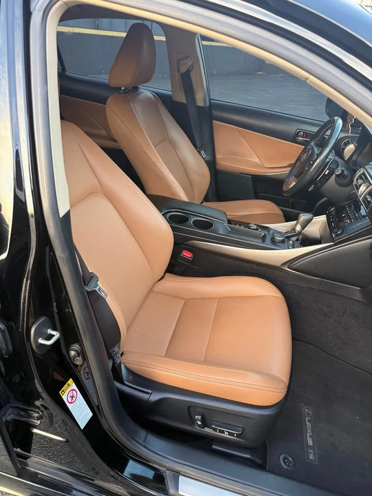 2014 Lexus IS 3rd Gen - Image 10 of 15