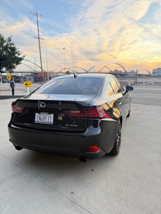 2014 Lexus IS 3rd Gen - Image 6 of 15