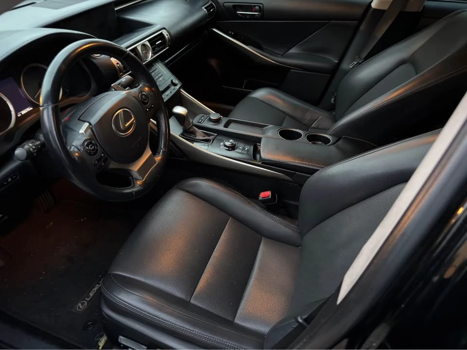 2014 Lexus IS 3rd Gen - Image 10 of 10