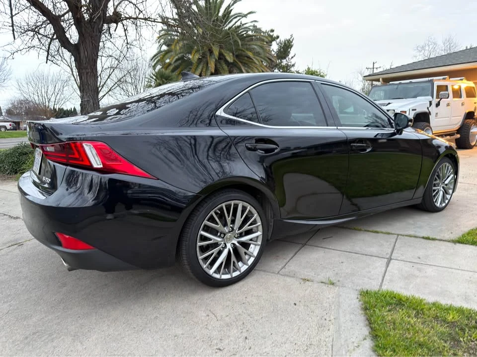 2014 Lexus IS 3rd Gen - Image 6 of 10
