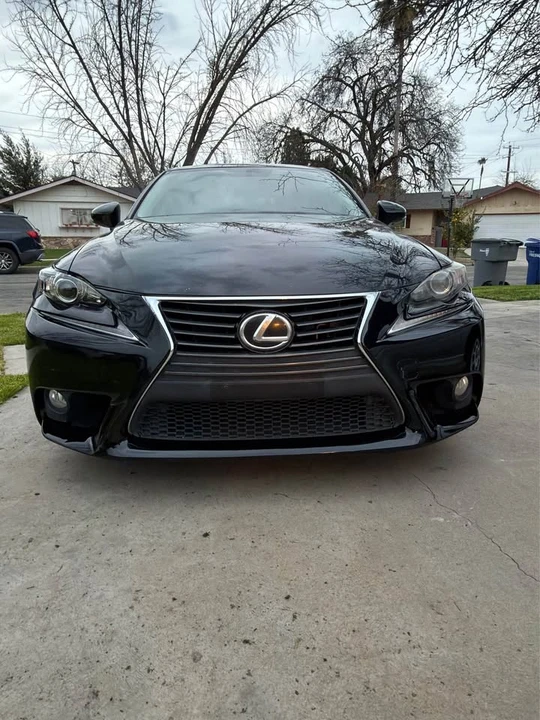 2014 Lexus IS 3rd Gen - Image 4 of 10