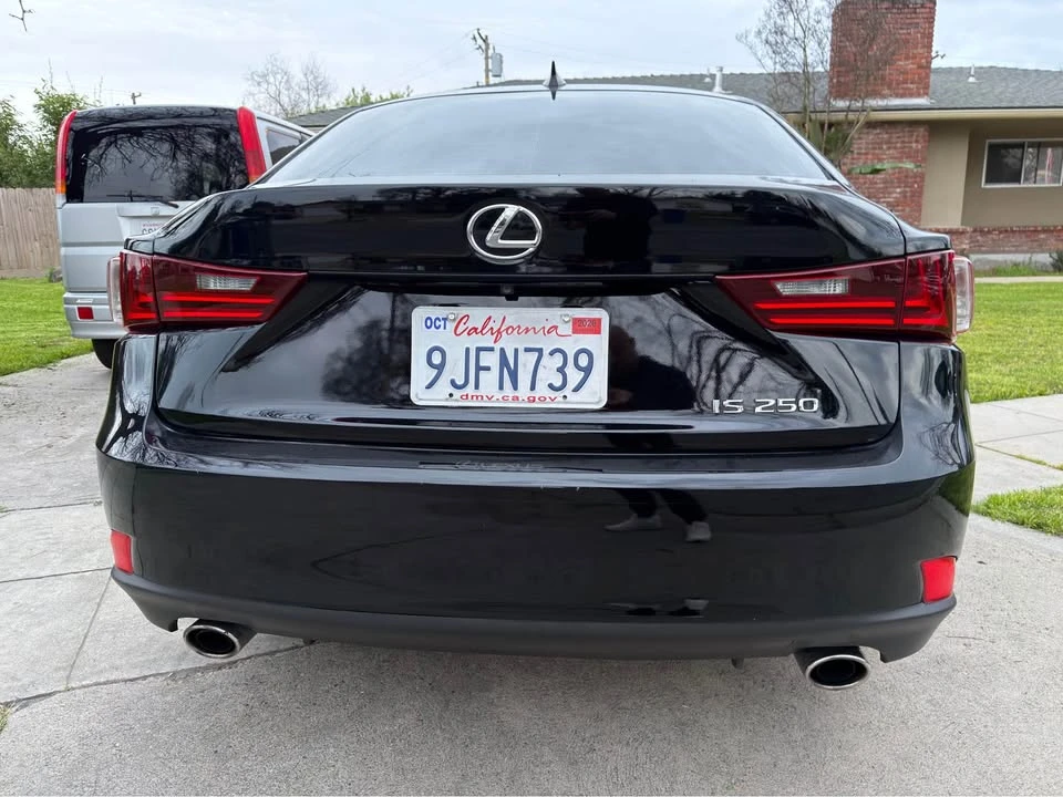 2014 Lexus IS 3rd Gen - Image 7 of 10