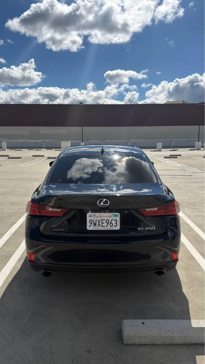 2014 Lexus IS 3rd Gen - Image 5 of 10
