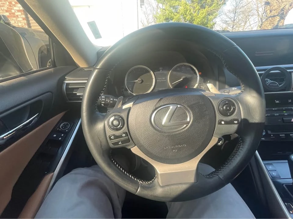 2014 Lexus IS 3rd Gen - Image 9 of 18
