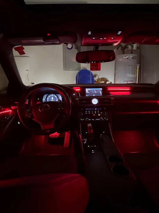 2014 Lexus IS 3rd Gen - Image 6 of 10