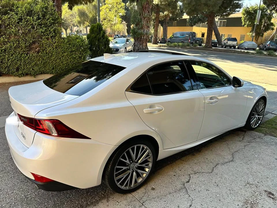 2014 Lexus IS 3rd Gen - Image 4 of 19