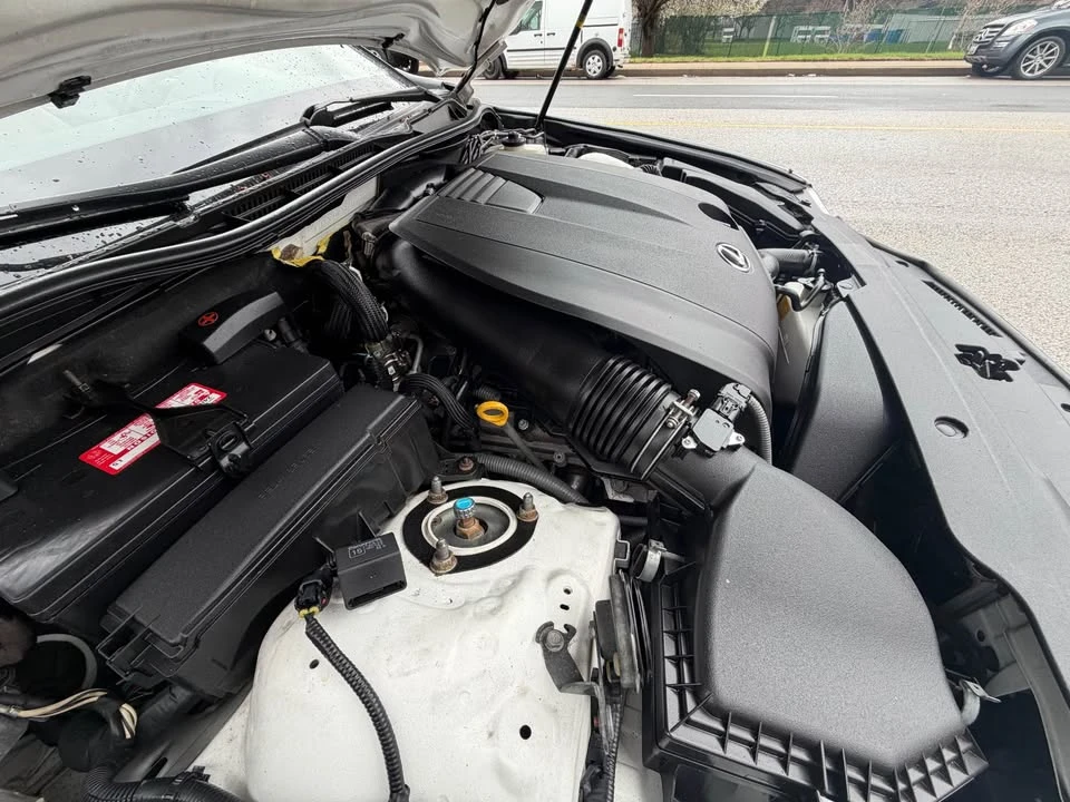 2014 Lexus IS 3rd Gen - Image 10 of 11