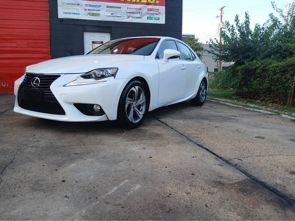 2014 Lexus IS 3rd Gen - Image 4 of 11