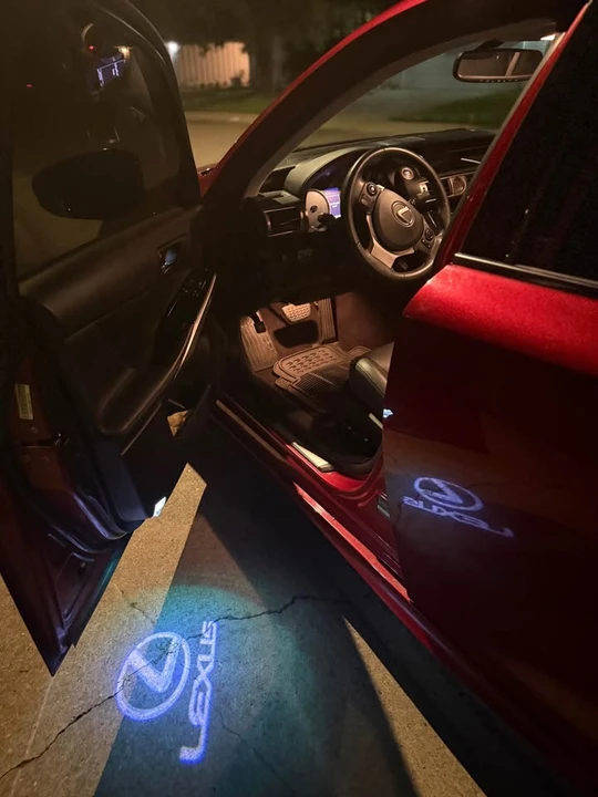 2014 Lexus IS 3rd Gen - Image 15 of 15