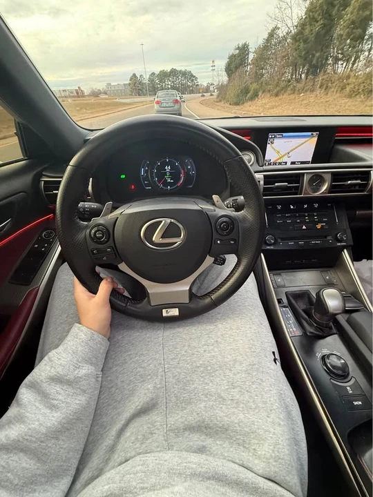 2014 Lexus IS 3rd Gen - Image 5 of 10