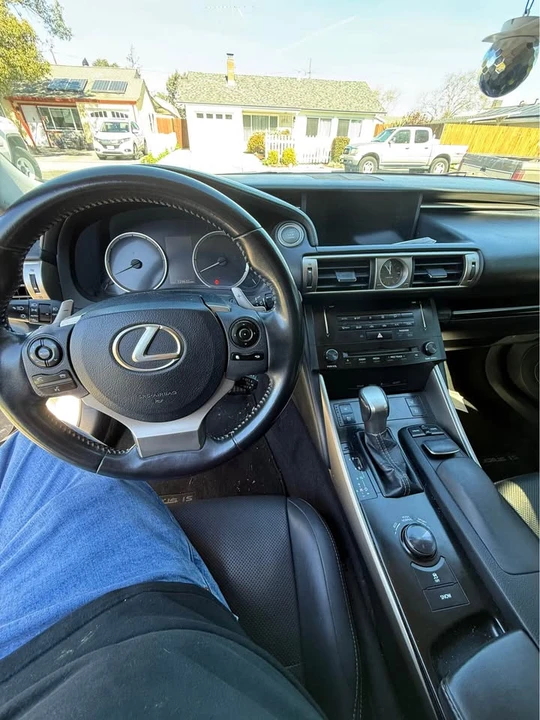 2014 Lexus IS 3rd Gen - Image 6 of 7