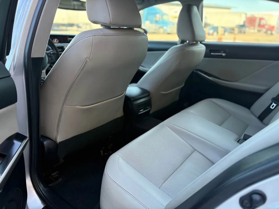2014 Lexus IS 3rd Gen - Image 13 of 15