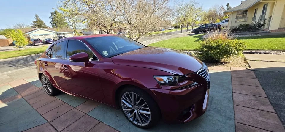 2014 Lexus IS 3rd Gen - Image 8 of 9