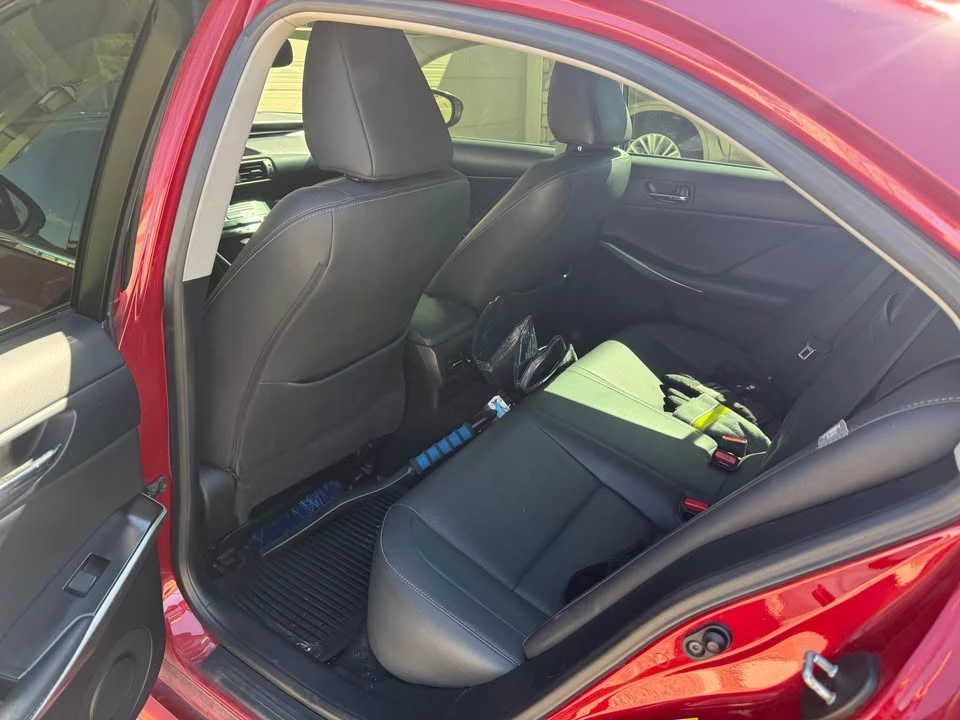 2014 Lexus IS 3rd Gen - Image 6 of 7