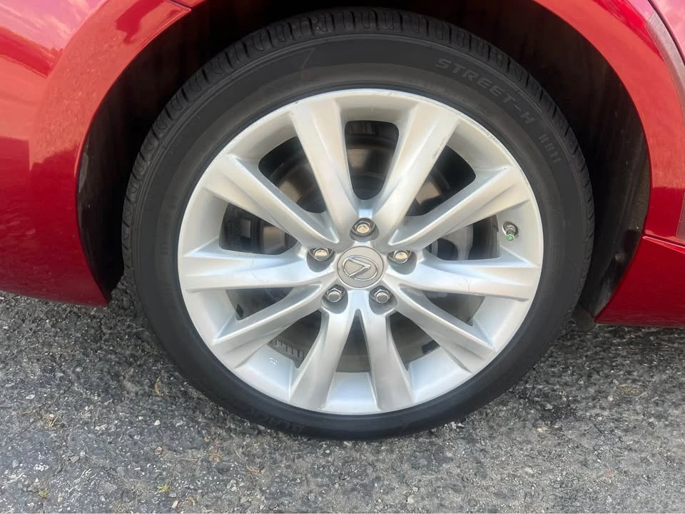 2014 Lexus IS 3rd Gen - Image 17 of 20