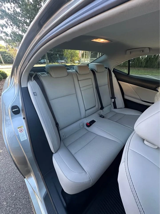 2014 Lexus IS 3rd Gen - Image 10 of 19
