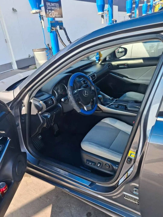 2014 Lexus IS 3rd Gen - Image 3 of 4