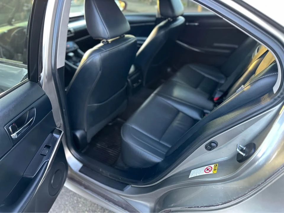 2014 Lexus IS 3rd Gen - Image 5 of 9