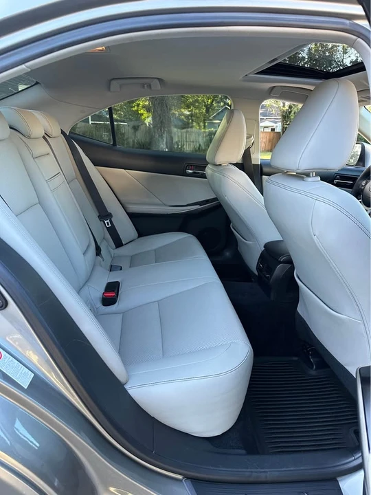 2014 Lexus IS 3rd Gen - Image 15 of 19