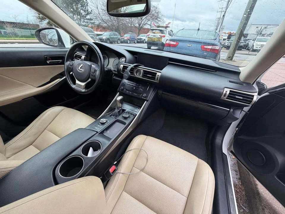 2014 Lexus IS 3rd Gen - Image 7 of 11