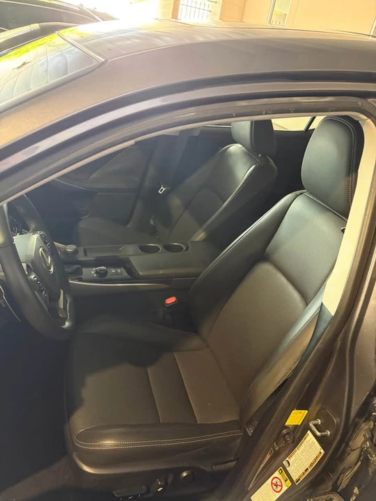 2014 Lexus IS 3rd Gen - Image 11 of 17