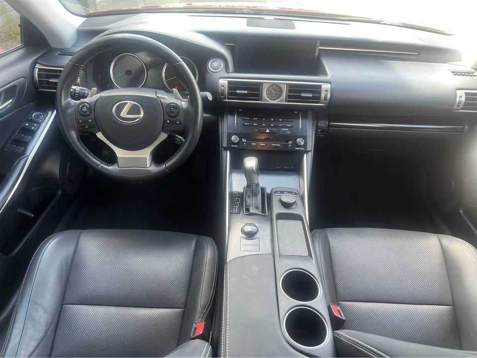 2014 Lexus IS 3rd Gen - Image 13 of 20