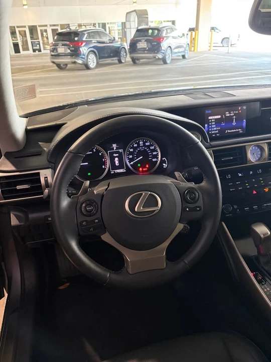 2014 Lexus IS 3rd Gen - Image 12 of 17