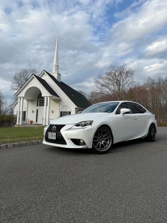 2014 Lexus IS 3rd Gen - Image 4 of 4