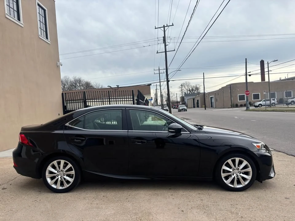 2014 Lexus IS 3rd Gen - Image 7 of 13