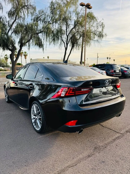 2014 Lexus IS 3rd Gen - Image 7 of 9