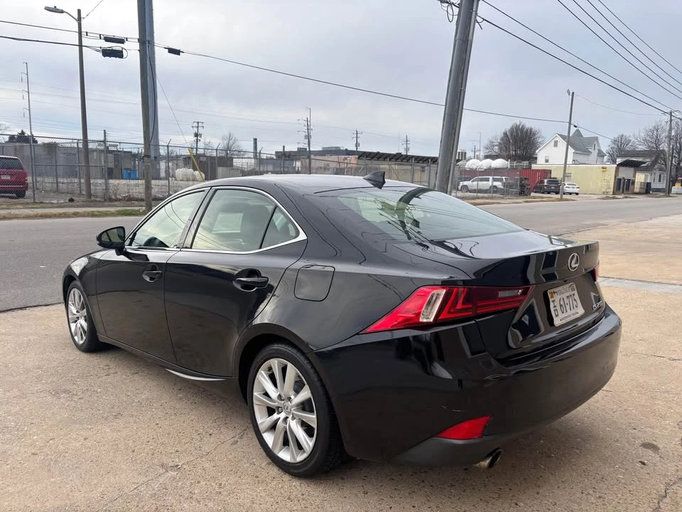 2014 Lexus IS 3rd Gen - Image 4 of 13