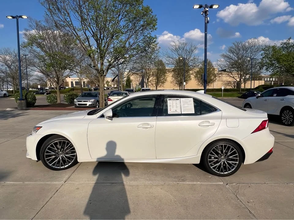 2014 Lexus IS 3rd Gen - Image 4 of 18