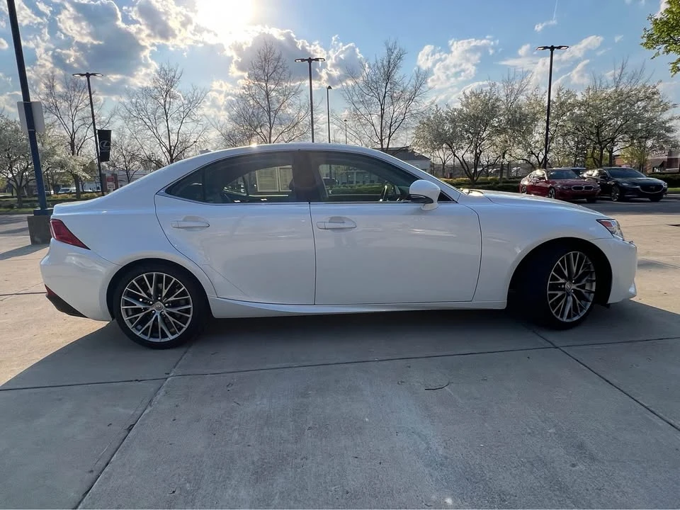 2014 Lexus IS 3rd Gen - Image 8 of 18