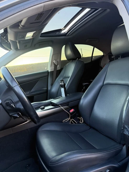 2014 Lexus IS 3rd Gen - Image 8 of 10