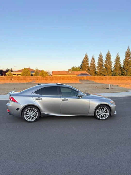 2014 Lexus IS 3rd Gen - Image 3 of 10