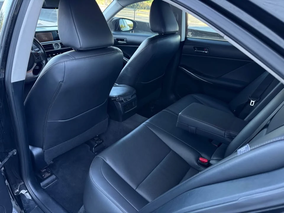 2014 Lexus IS 3rd Gen - Image 9 of 14