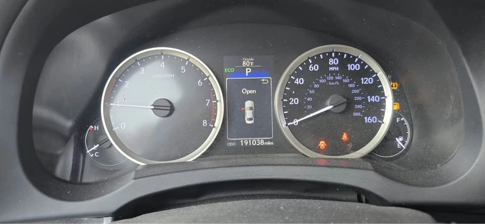 2014 Lexus IS 3rd Gen - Image 12 of 15