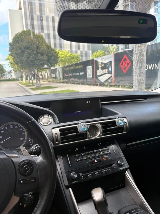 2014 Lexus IS 3rd Gen - Image 7 of 10