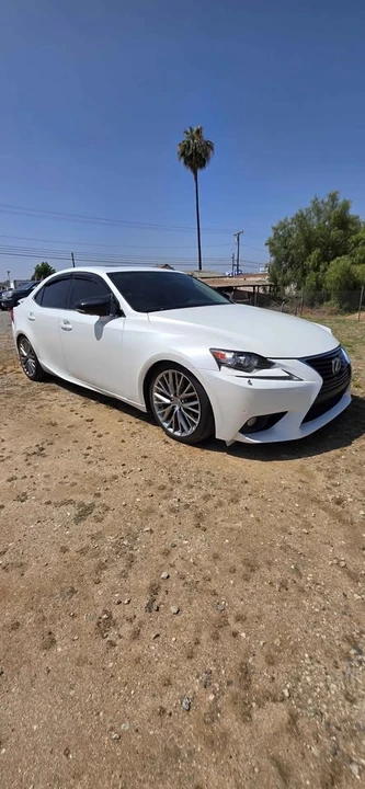 2014 Lexus IS 3rd Gen - Image 4 of 19