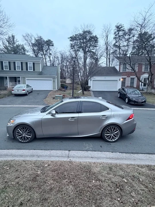 2014 Lexus IS 3rd Gen - Image 4 of 10