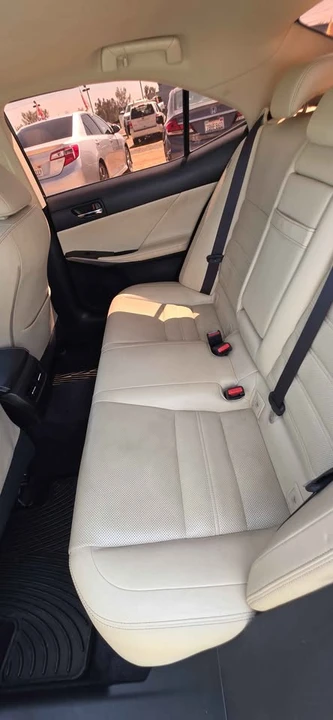 2014 Lexus IS 3rd Gen - Image 11 of 19