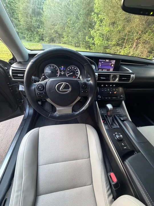 2014 Lexus IS 3rd Gen - Image 13 of 16