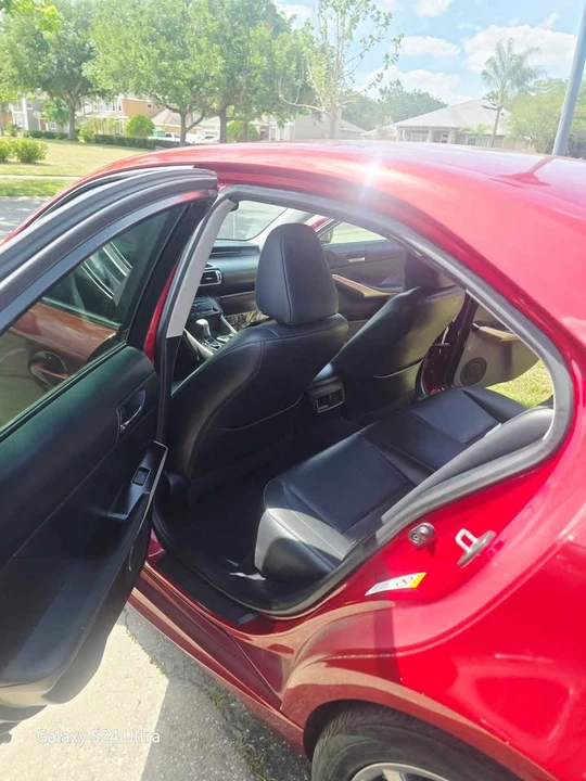 2014 Lexus IS 3rd Gen - Image 8 of 12
