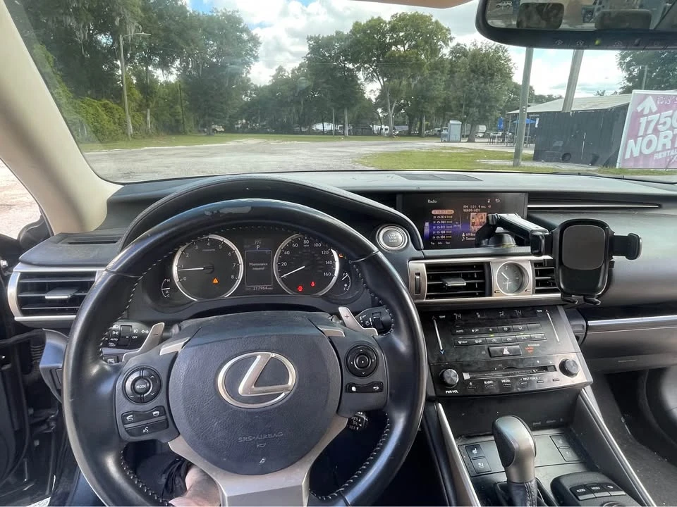 2014 Lexus IS 3rd Gen - Image 8 of 9