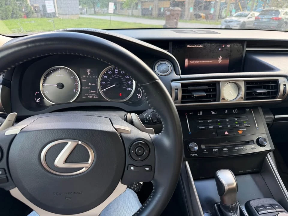 2014 Lexus IS 3rd Gen - Image 5 of 9